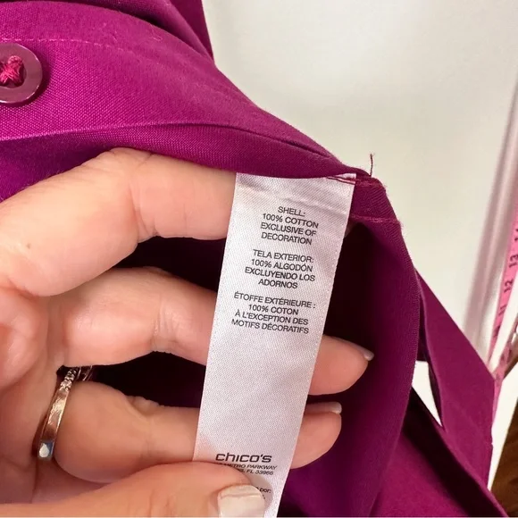 NWT Chico’s No Iron Sateen Purple Fuchsia Berry Marie Button Down Size 1/Small - Picture 7 of 9